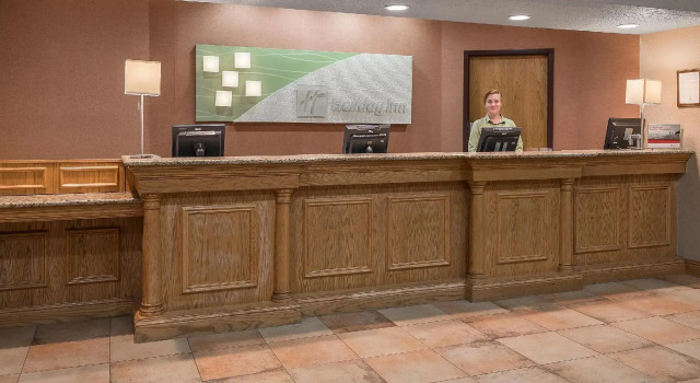 Номер Standard Holiday Inn & Suites St. Cloud by IHG