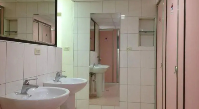 Кровать в общем номере (женский номер) Sugamo Hostel