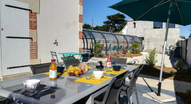 Вилла Gite LES BALISES- BABORD-Maisons de bord de mer avec spa -SAINT GILLES CROIX DE VIE - 27 Avenue NOTRE DAME