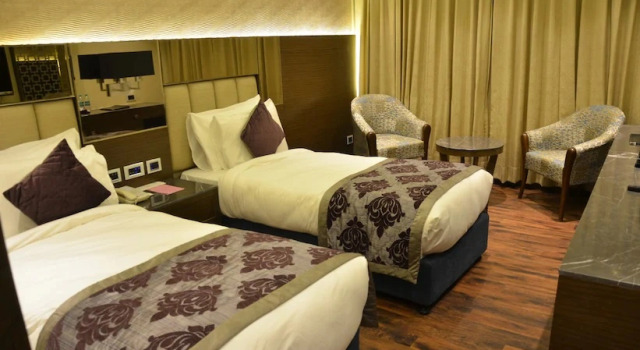 Hotel Milan Palace