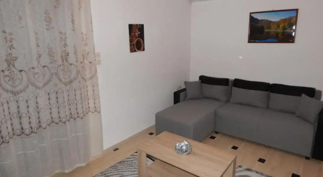Cozy apartment for 2-5 people-Center Tripoli 1, Prenota Appartamento Tripoli (Tripolis) 
