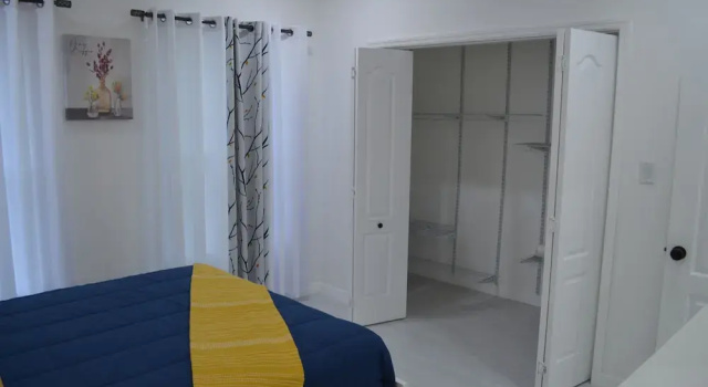 Royal Retreat, Book Hotel George Town Grand Cayman