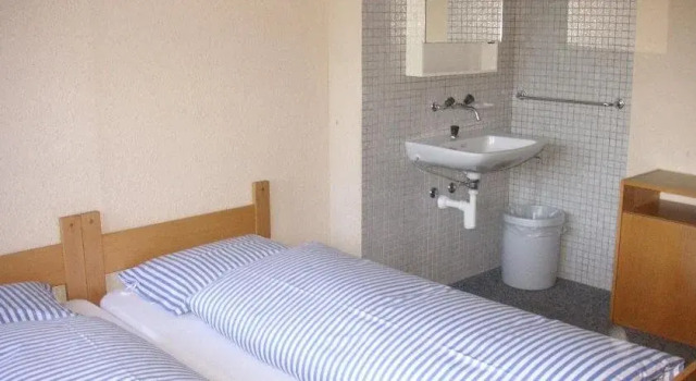 Ruderhaus Garni, Rezerwuj Hotel Sarnen 
