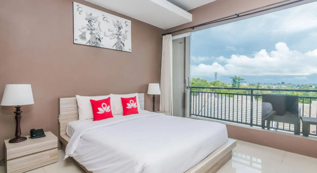 ZEN Rooms Jimbaran Udayana, Reservar Hotel Hotéis em Bali com piscina, Piscina