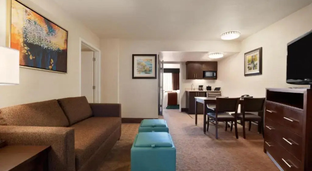 Одноместный люкс с 2 комнатами Embassy Suites Corpus Christi