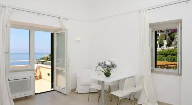 Апартаменты c 1 комнатой с видом на море Residence La Dolce Vita
