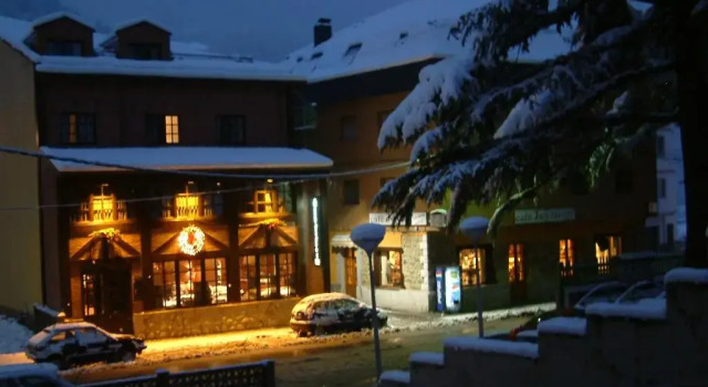 Двухместный номер Standard Hotel Restaurante De Torres