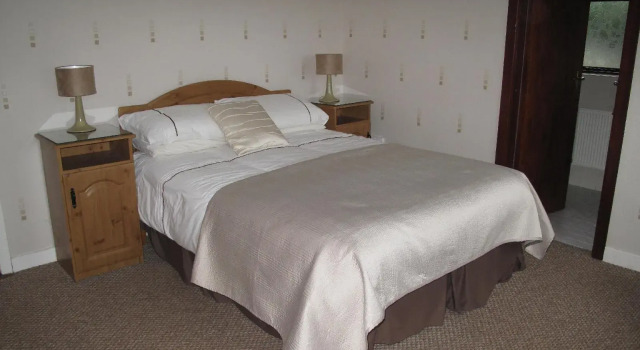 Burren Lodge, Prenota Hotel Moate 