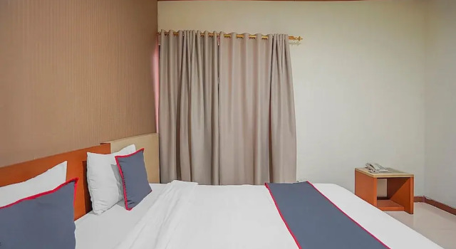 Camera Standard Collection O 90724 Hotel Sinar Sidoarjo