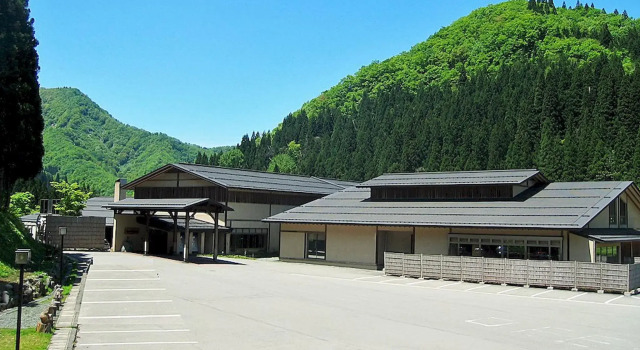 Akita Sawarabi, Book Guesthouse Yokote 