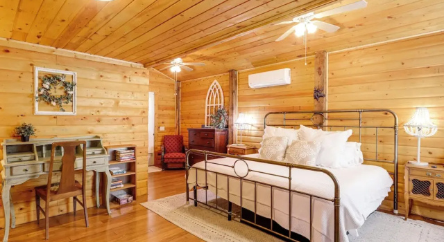 Private Hot Tub & Fire Pit: Pine Cabin Near Hiking, Prenota Casa vacanze Pine Arizona