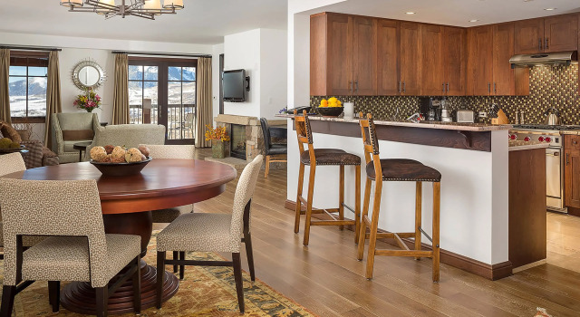 Номер Standard с 2 комнатами Madeline Hotel & Residences, Auberge Collection