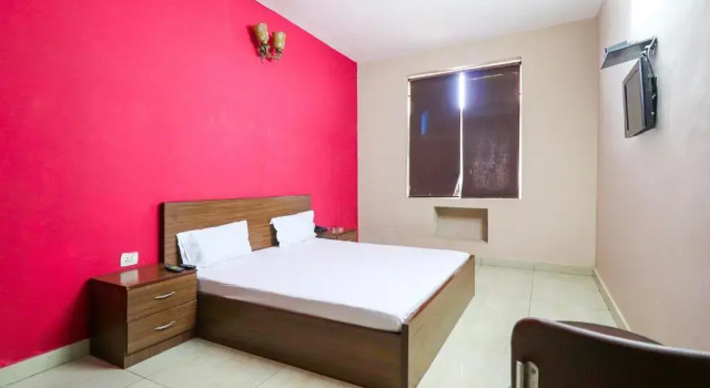 Трёхместный номер Standard SPOT ON 60581 Hotel Shree Shyam