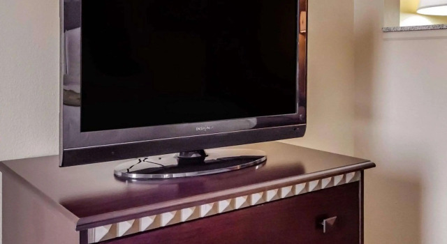 Comfort Suites Louisville East, จอง โรงแรม Douglass Hills Louisville Metropolitan Area