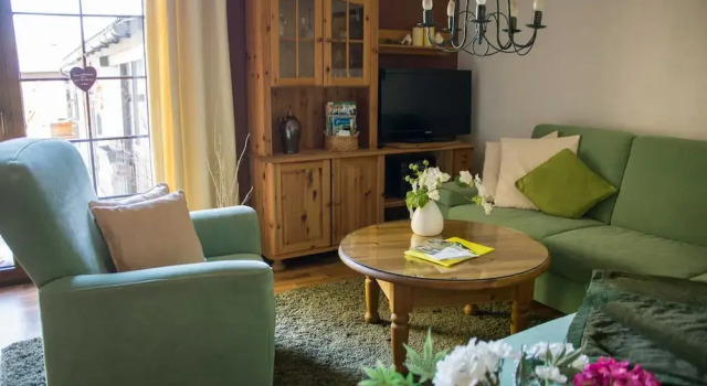 Blütenzauber, Забронировать Отель Люббенау Шпревальд, рядом с Haus für Mensch und Natur