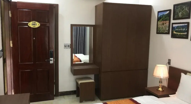 Dinh Gia Hotel