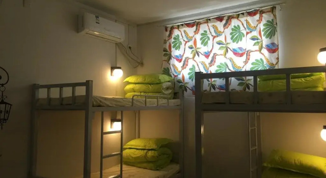 Lang Man Youth Hostel, Prenota Ostello Turpan Xinjiang