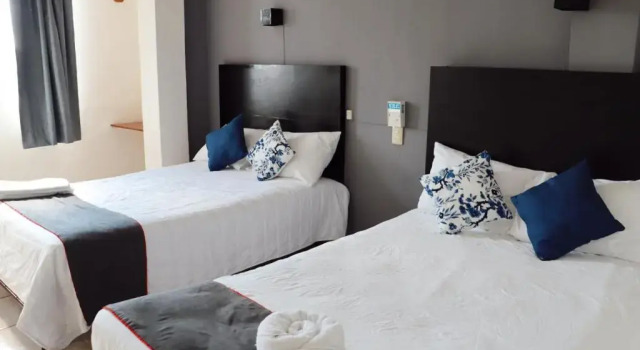 Hotel Las Brisas, Book Hotel Catemaco 