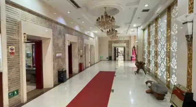 Heavenly Lake Hotel, Book Hotel Hotels in Fukang with Parking, Parking