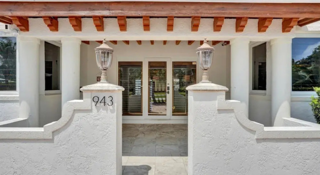 4BD House with Private Heated Pool, Rezerwuj Dom wakacyjny Hotele w Panhandle Florida z parkingiem, Parking