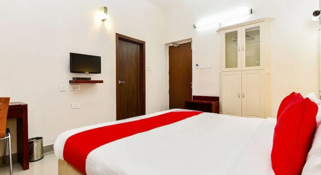 OYO 28129 Hotel Mjm International, Reserva ahora Hotel Chempu Kerala