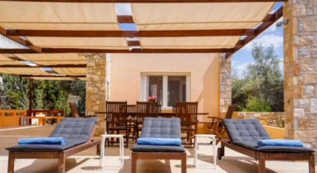 Вилла Deluxe 5 Bdrm Villa w Pool Next to the Beach