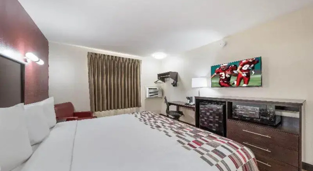 Двухместный номер Standard Red Roof Inn & Suites Denton