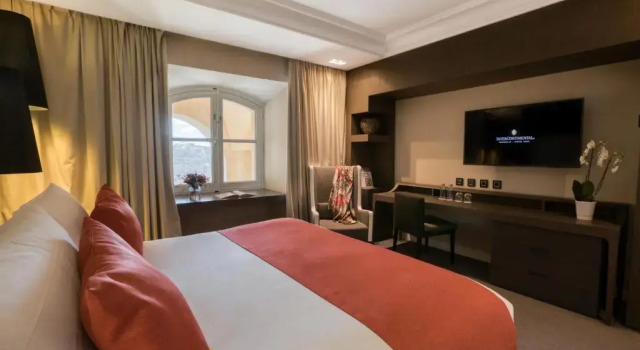 Двухместный номер Classic с видом на гавань InterContinental Marseille - Hotel Dieu by IHG