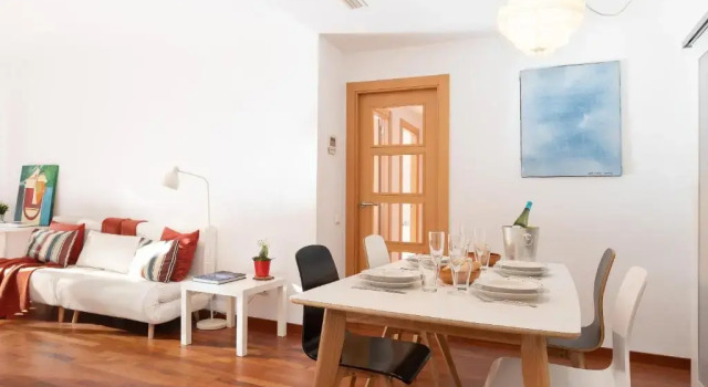 Апартаменты Lets Holidays BIG TERRACE APARTMENT IN BARCELONA