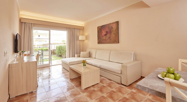 Zafiro Can Picafort, Book Hotel Hotels in Santa Margalida with Parking, Parking