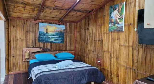 Mindo GlamBird Glamping & Lodge