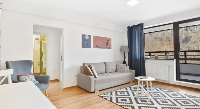 Апартаменты One Bedroom with Mountain View