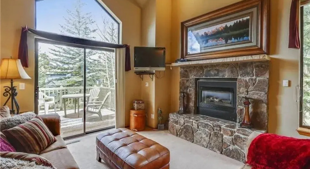 Deep Powder Home House