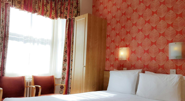 The Cliffeside Hotel, Varaa Lomakeskus Bournemouth Dorset