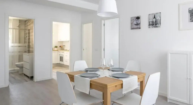 ApartUP Las Naves, Забронировать Отель Кала д'Ор 