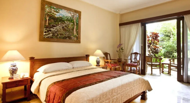 Полулюкс с балконом Hotel Kumala Pantai