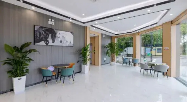 Junyi Chain Hotel (Shangrao Wannian Runfeng Plaza Jinhu Park), Rezerwuj Hotel Wannian Jiangxi