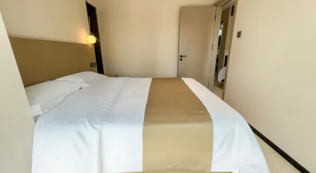 Семейный люкс Jinqi Hotel (Urumqi High-speed Railway Station)