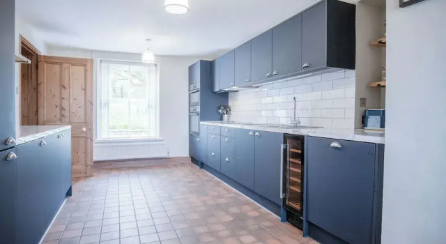 Коттедж Hill House - 4 Bedroom - Llanrhidian