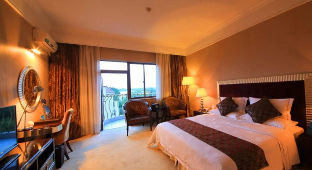 Двухместный номер Deluxe Country Garden Phoenix Hotel Jingmen