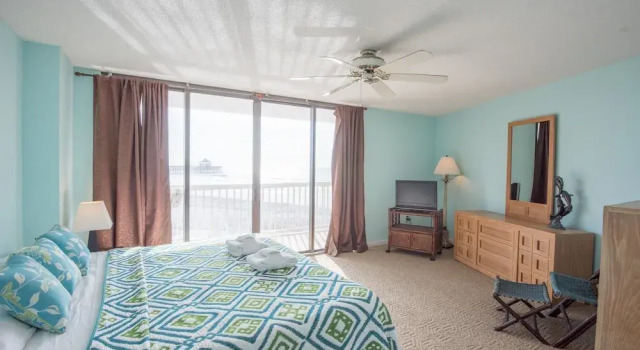 Семейный коттедж с 4 комнатами с видом на море Charleston 115 Oceanfront Villas Beach Daze 3 Bedroom Holiday Home By My Ocean Rentals
