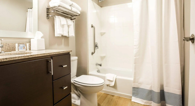 Семейный люкс с 2 комнатами TownePlace Suites by Marriott Gilford