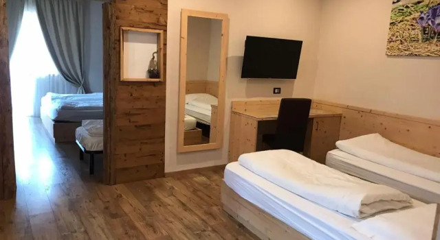Четырёхместный номер Standard Park Hotel Avisio