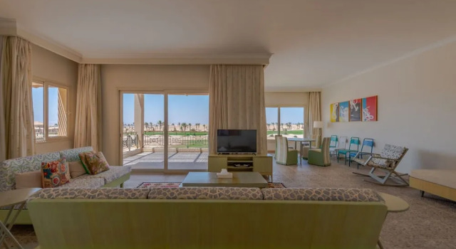 Vesta - Luxury APT II - 2BR - Golf