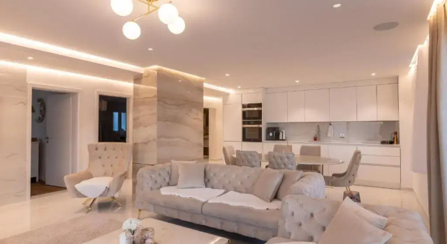 Sunset Home, Appartement de luxe front de lac, Buchen Sie Ferienwohnung  
