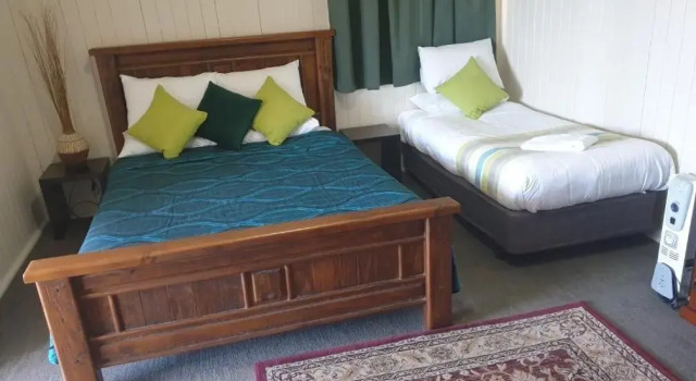 Семейный номер Standard с балконом Exchange Hotel Toogoolawah