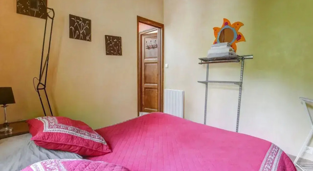 Коттедж Pleasant Holiday Home in Raizeux With Garden