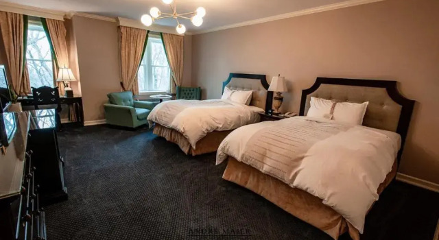 Четырёхместный номер Deluxe Castle Hotel & Spa