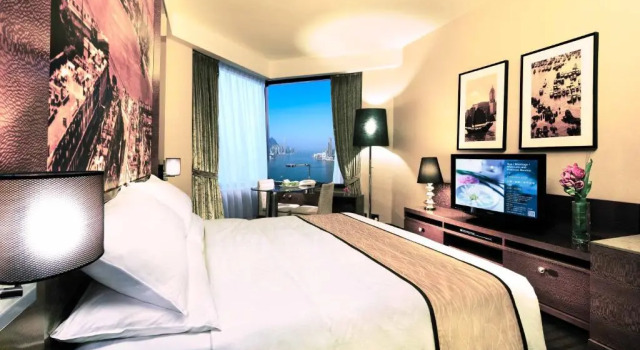 Двухместный номер Grand Deluxe с видом на гавань Harbour Grand Hong Kong