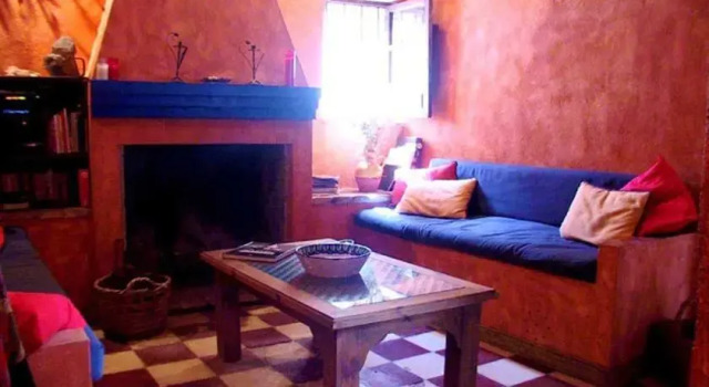 Villa calle Horno, Varaa Villa Mökit kohteessa Albunuelas, Mökki